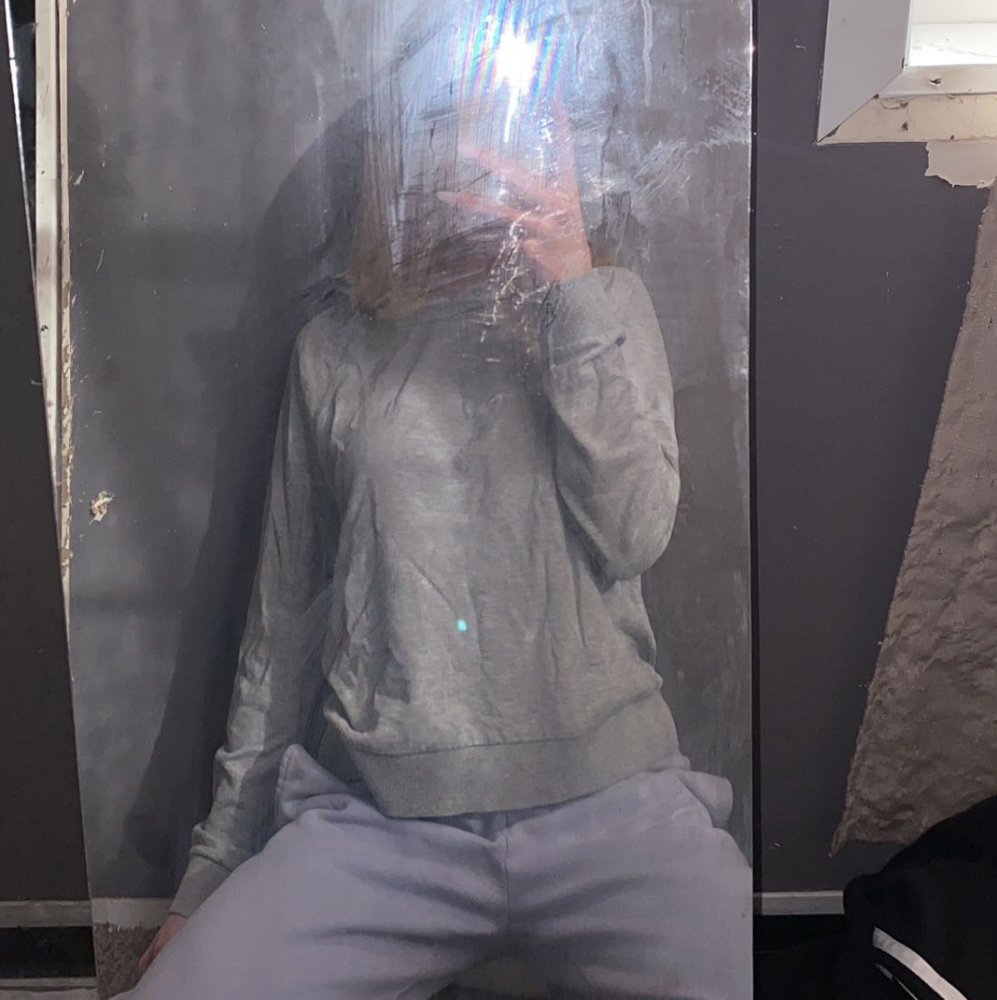 Crew neck long sleeve
